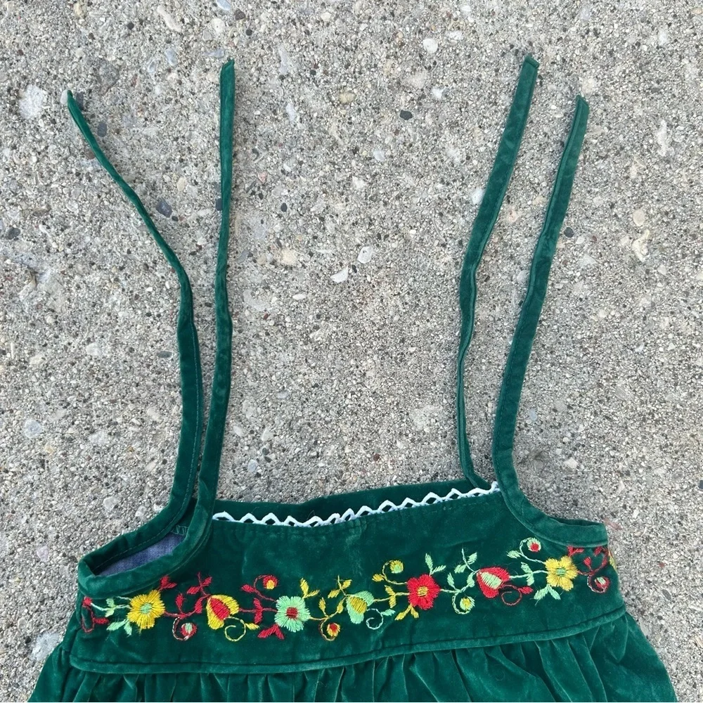 Vintage Toddler Green Velvet Dress Embroidered Floral Pinafore 2T 3T
